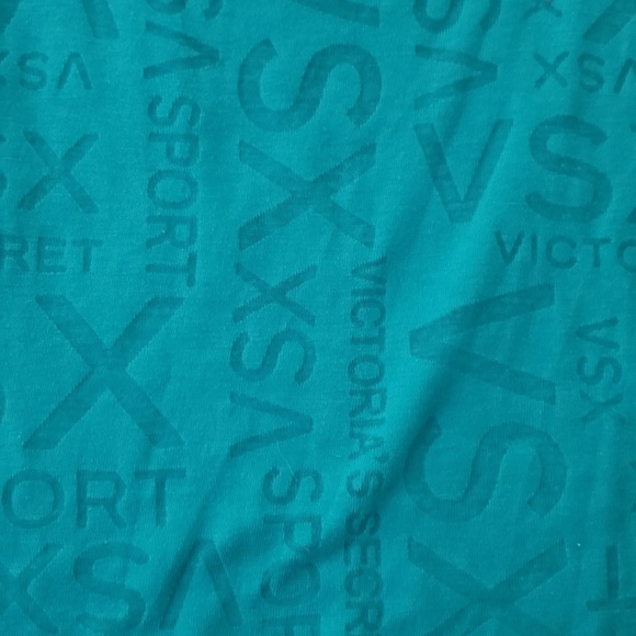 Victoria's Secret shirt - Picture 3 of 3